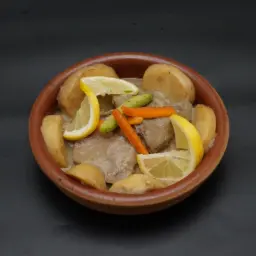 طاجن بطاطس باللحم